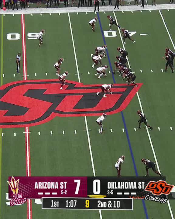 Javan Robinson through the air for the PICK ✈️ #Big12FB | 📺 FOX College Football