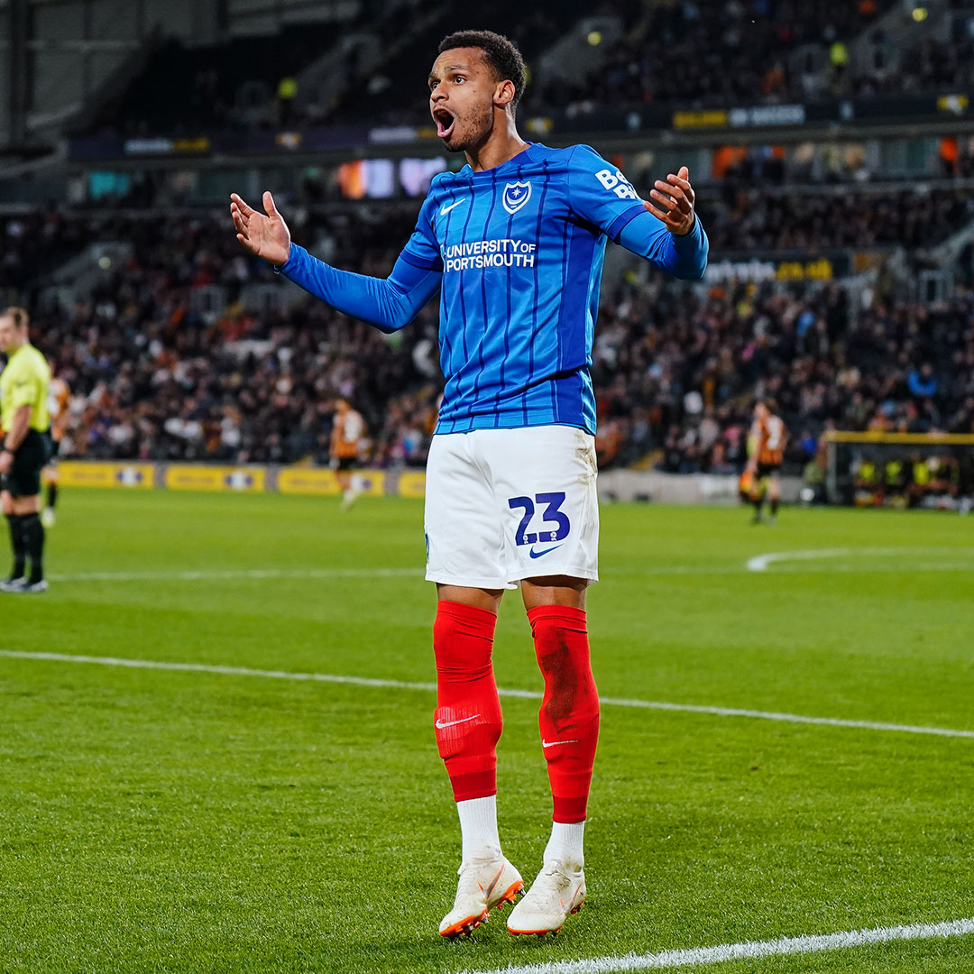 An electric start to the half. ⚡️ #Pompey