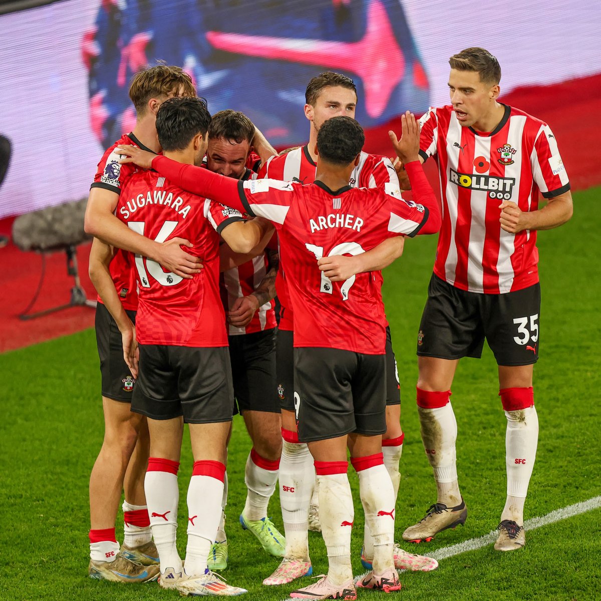 This sequence that led to Southampton FC’s goal against Everton, earning them their first win of the season! 🍿