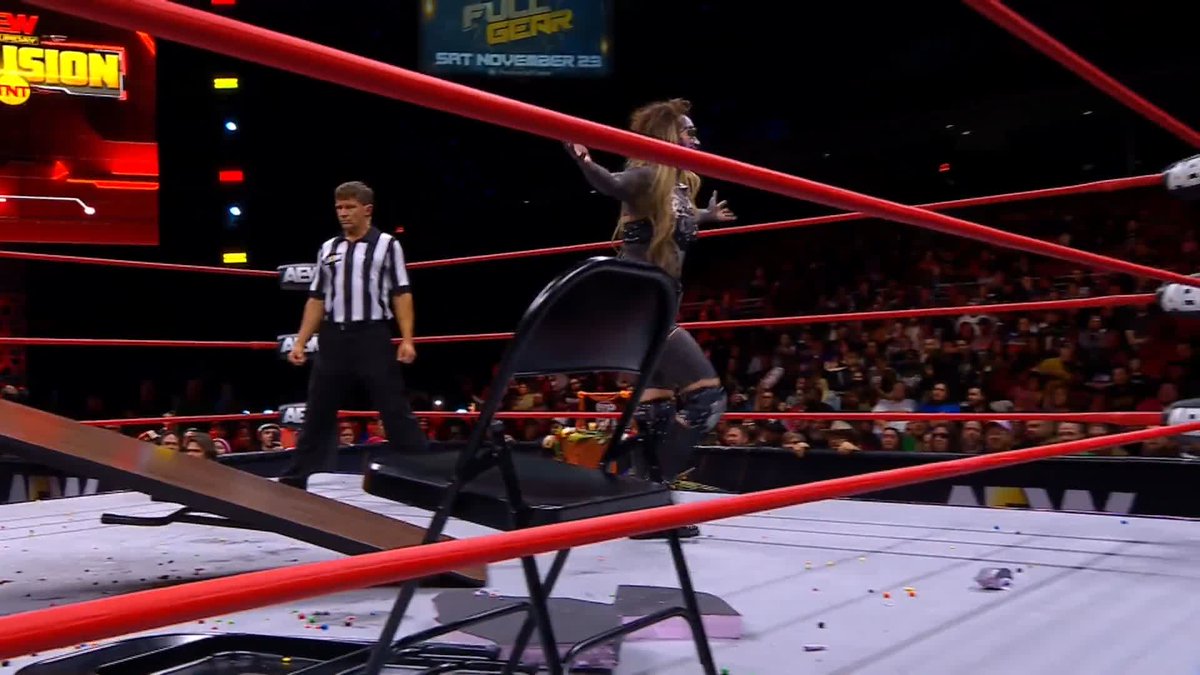 This Thunder Rosa spot ruled! #AEWCollision