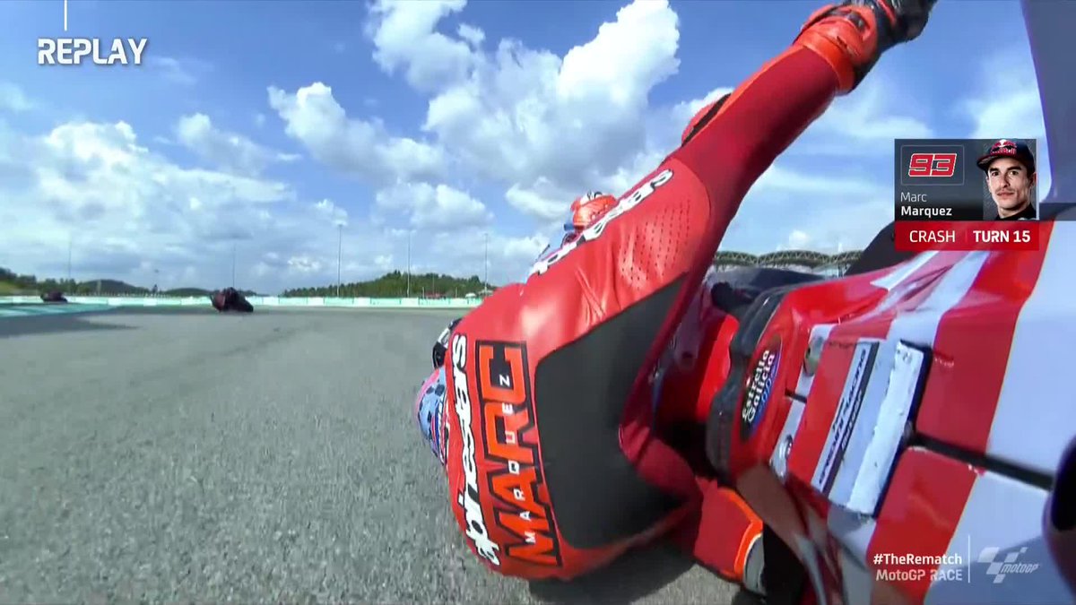OH Marc Márquez is gone! 💥 He was pulling off miracles sticking with the GP24s in front of him! #MalaysianGP 🇲🇾 | #TheRematch 🏁