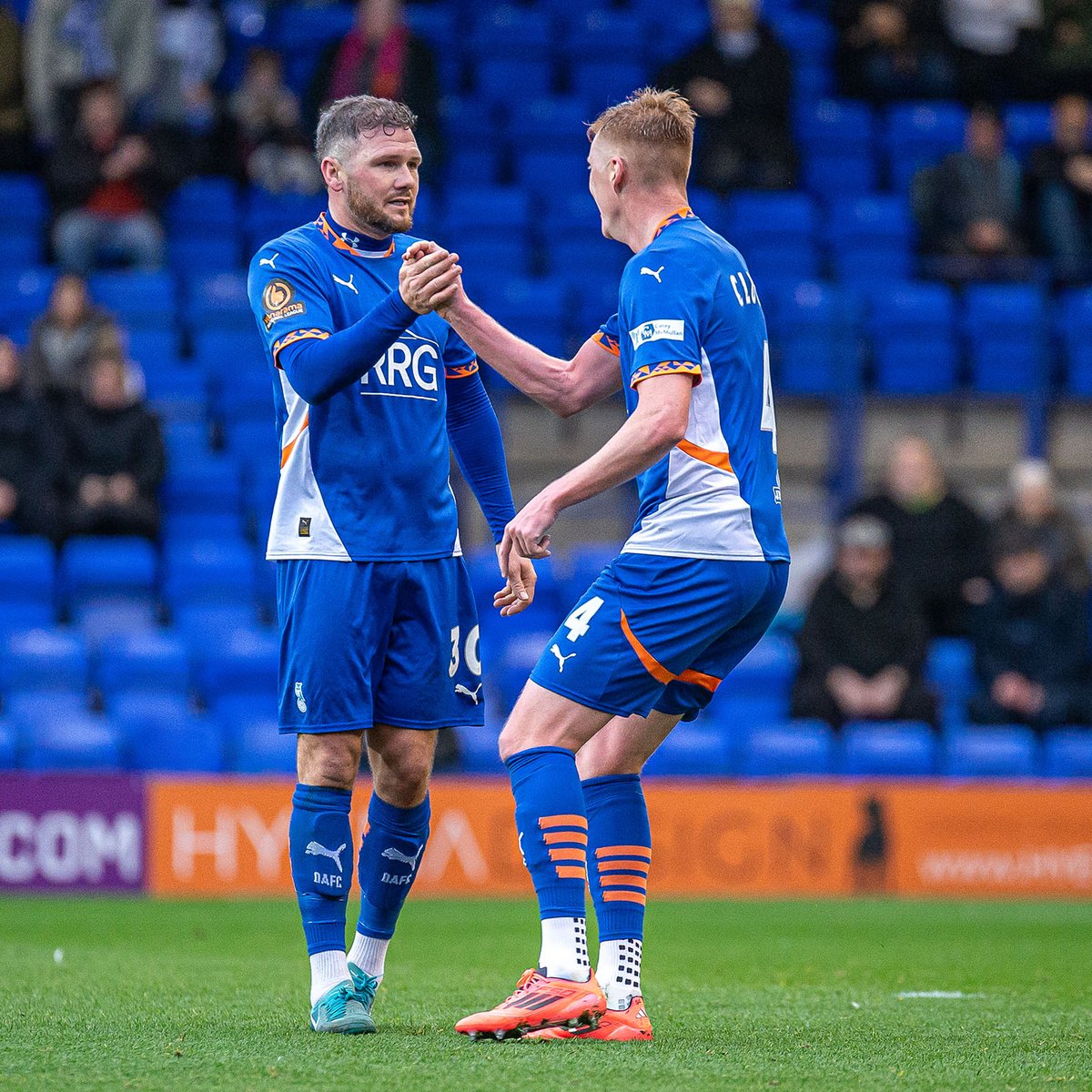 😮‍💨 The touch from Sam Clucas 🔥 The finish from James Norwood #EmiratesFACup | #oafc
