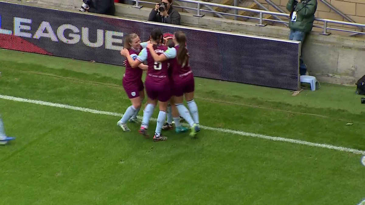 Ueki loves to score against Tottenham 🫡 #BarclaysWSL West Ham United Women