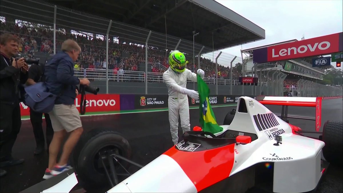 Lewis Hamilton driving Ayrton Senna's 1990 title winning car 🥹💚💛
