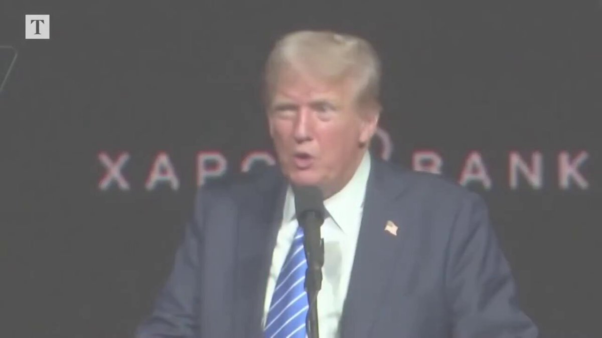 🇺🇸 Donald Trump says "#Bitcoin is not threatening the dollar, the behavior of the current US government is really threatening the dollar."