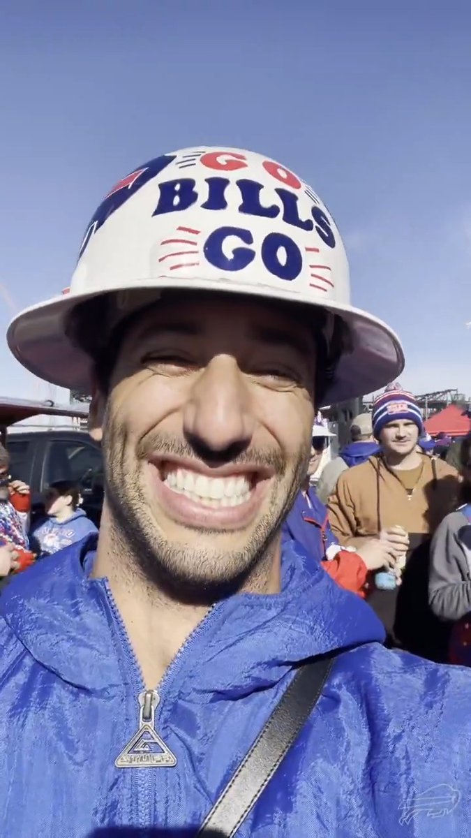 First-ever home game for @DanielRicciardo! #GoBills | #BillsMafia