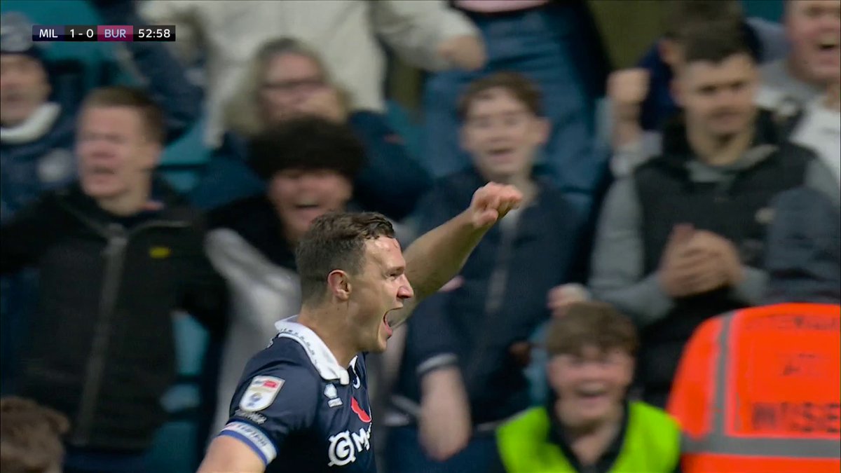 Jake Cooper with a BULLET header to put Millwall in front! 💥