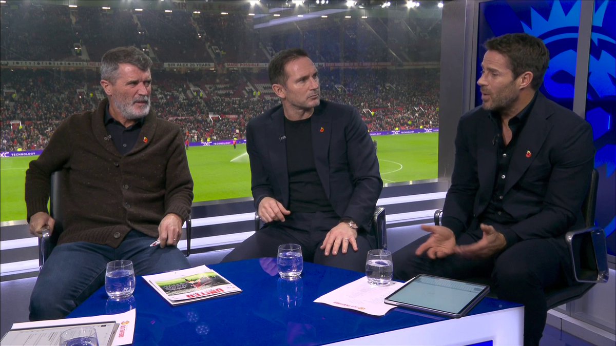 "It's like watching a game in COVID. There's no crowd, there's no atmosphere" 🤐 Jamie Redknapp says there is no energy at Old Trafford 🪫
