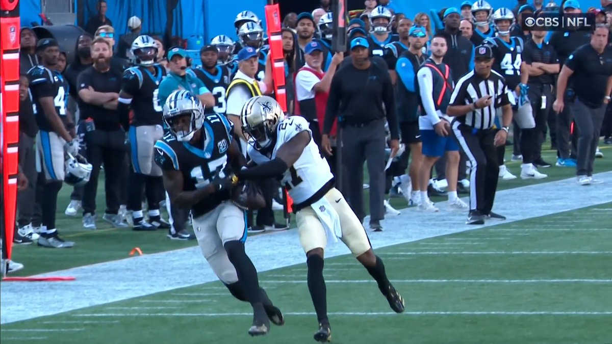 Shemar literally took it out of the WR's hands for the INT ๐คฏ ๐บ CBS