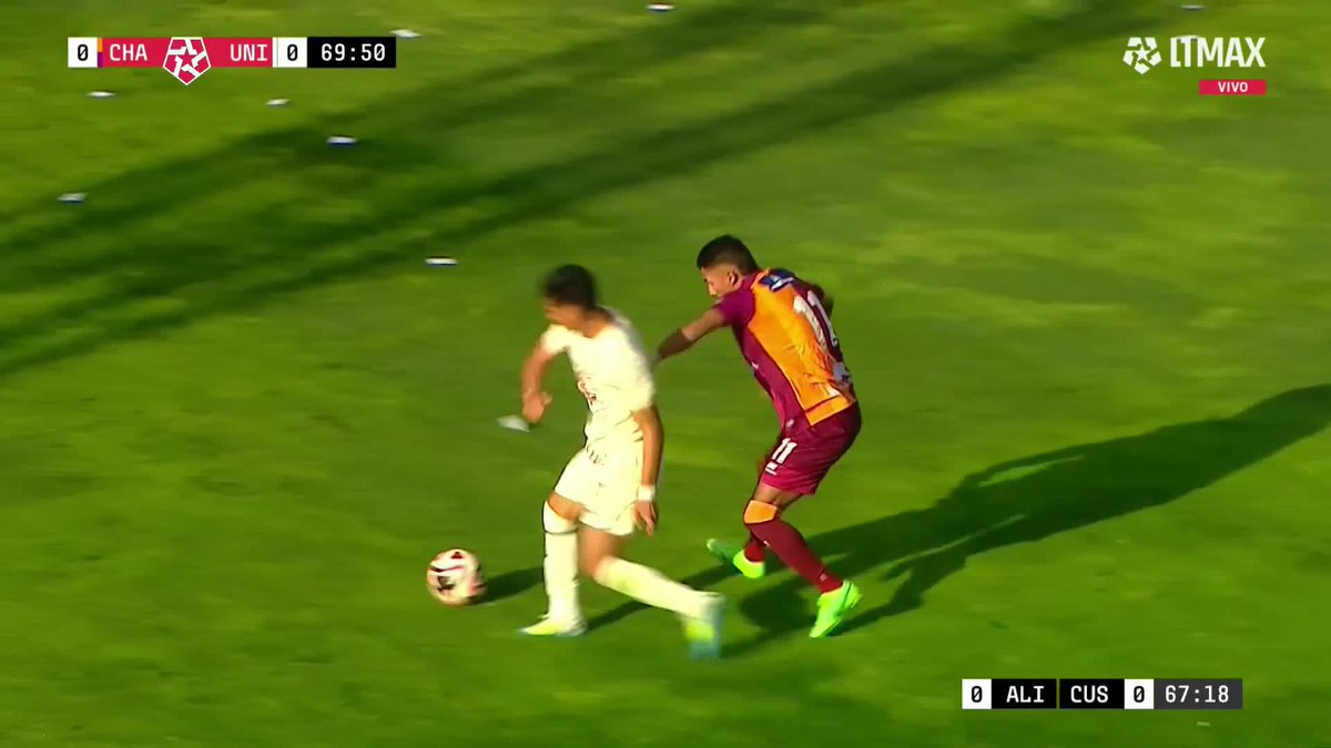 ¿Era roja para Carlos López? 😳