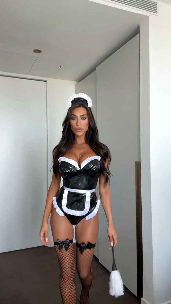 Your wife says “it’s me or the maid” Wyd?