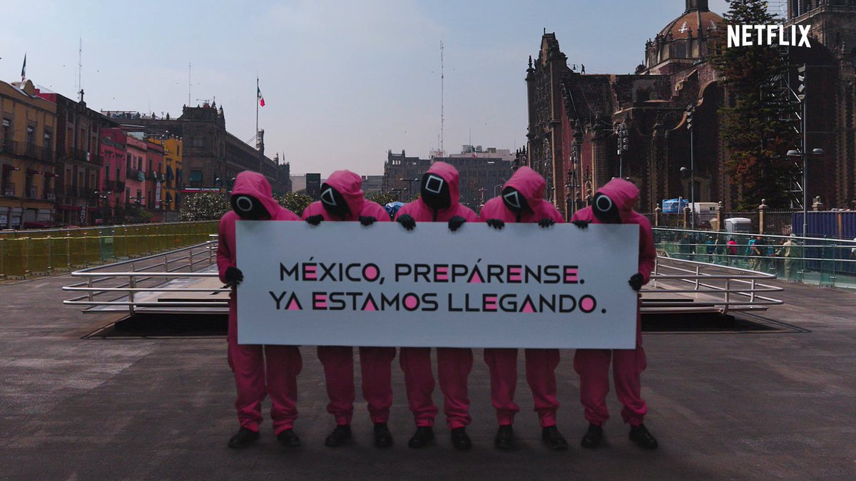 El juego no para y estos guardias tampoco. Ya los verán por ahí 🇲🇽👀 #ElJuegoDelCalamarMX 'El juego del calamar 2' estrena el 26 de diciembre, solo en Netflix.