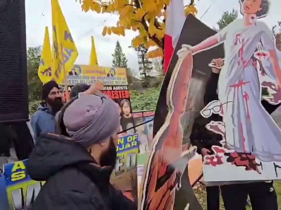 In Canada, Khalistanis not only attacked Hindus but also mocked the assassination of former Prime Minister Indira Gandhi. Hey Priyanka Gandhi Vadra @rahulgandhi, forget Hindus, at least speak up for your Dadi.. You remember her name for votes only?