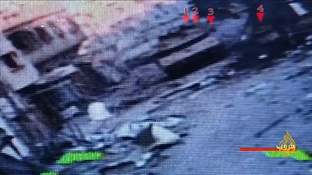 مشاهد بثتها كتائب القسام وقالت إنها لاستهداف 4 جنود "صهاينة" ودبابة ميركفا بعبوة شديدة الانفجار في حي القصاصيب بمخيم #جباليا شمالي قطاع #غزة #حرب_غزة #الأخبار