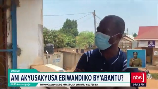VIDEO: Obufere mubasawo bwongera okweriisa enkuuli buli olukya wano mu ggwanga, waliwo nabakolera mu mannya agatali gabwe kyoka nga sikyangu okuzuula nti byebaliko byakufera bufezi. Mugenyi Henry #NBSAmasengejje #NBSUpdates #NBSInvestigates
