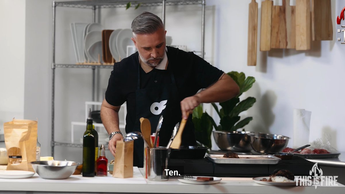 Whose dish looks more appetizing... Asa Akira's or Keiran Lee's? 🔎 Catch the taste test on #ThisIsFire! 📺 Watch now: