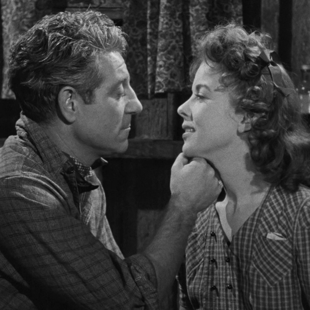 Evening viewing recommendation? On Criterion Channel, watch MOONTIDE (1942) in our Starring Ida Lupino collection! Lupino stars alongside French screen legend Jean Gabin, who made his Hollywood debut in this broodingly fatalistic noir melodrama. 🖤