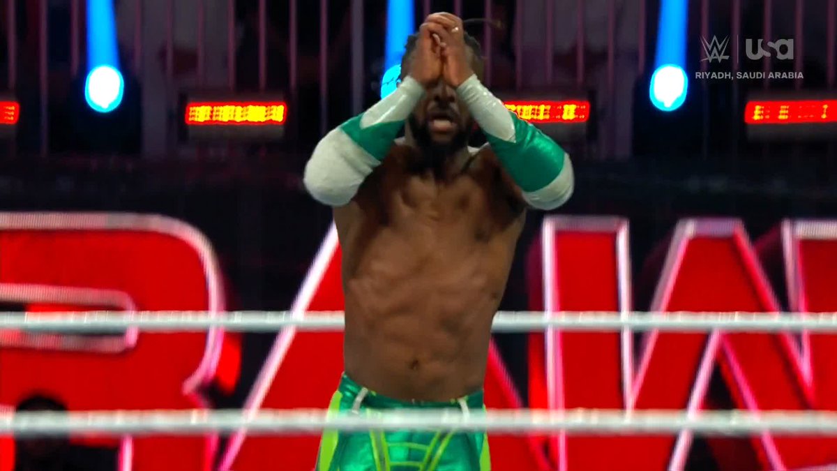 Bad call, Woods. Bad call. #WWERaw