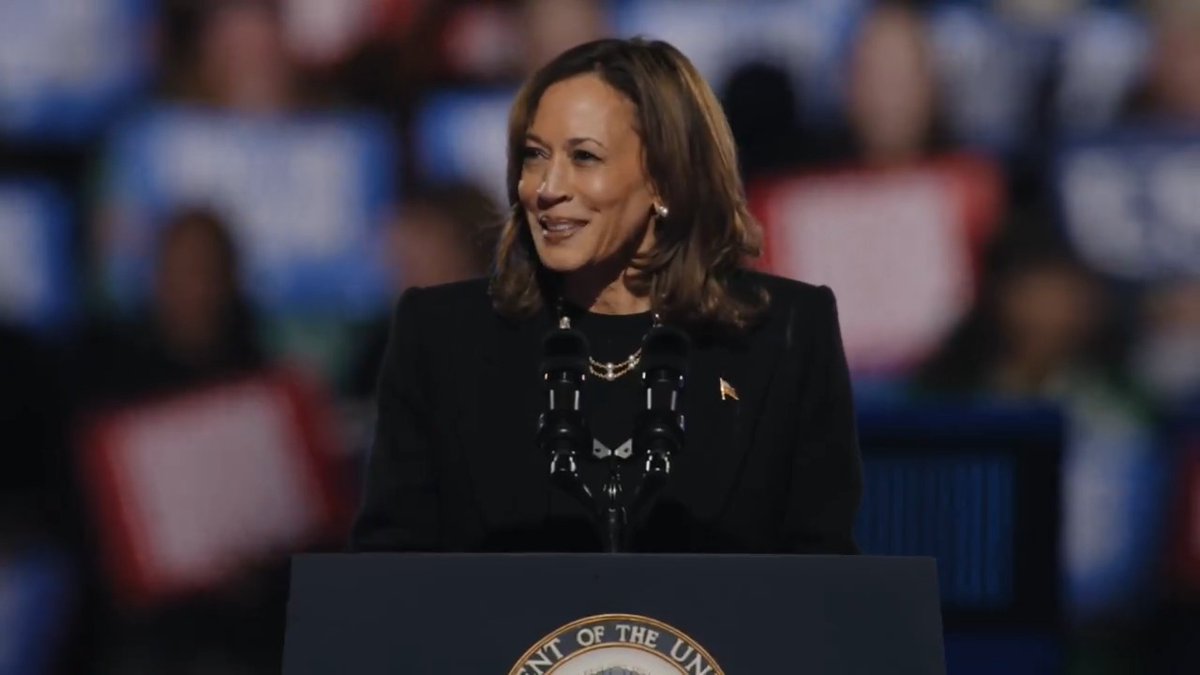 Vice President Harris: It's good to be back in the City of Brotherly Love, where the foundation of our democracy was forged. And here, at these famous steps, a tribute to those who start as the underdog and climb to victory 🇺🇸
