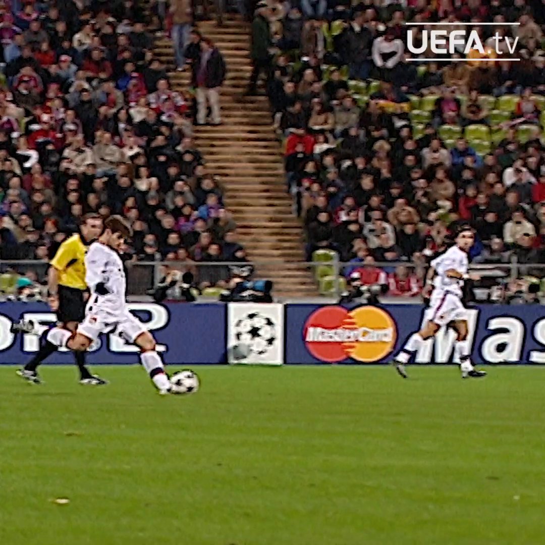👉 Hace 11 años de 𝐄𝐒𝐓𝐎 😎 ⚽ 𝑱𝒖𝒏𝒊𝒏𝒉𝒐 𝑷𝒆𝒓𝒏𝒂𝒎𝒃𝒖𝒄𝒂𝒏𝒐 🎯 #UCL | #OTD | Juninho Pernambucano