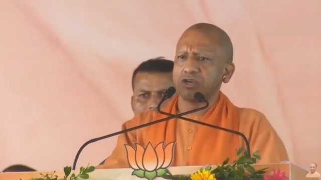 झारखण्ड मुक्ति मोर्चा की सरकार ने 'लव जिहाद' और 'लैंड जिहाद' को झारखण्ड में डेमोग्राफी चेंज करने की साजिश का हिस्सा बना दिया है...