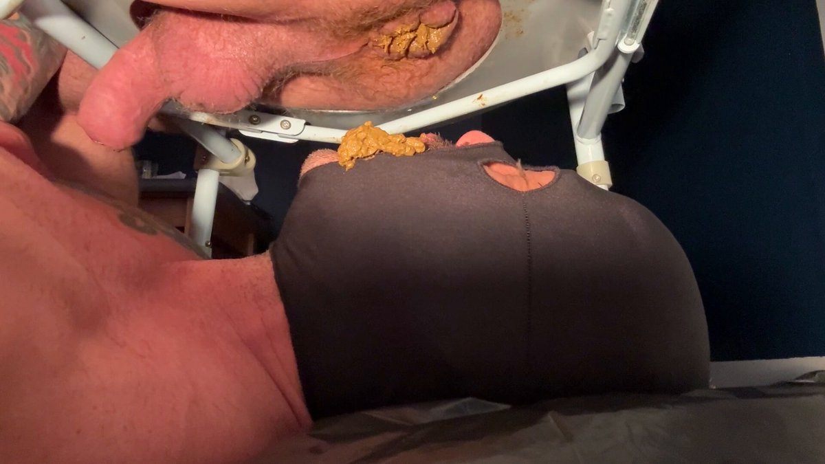 Aggressive high volume feeding #scat #scatpig #scatslave #toiletslave #shitslave #toiletpig #humantoilet #shiteater #shitpig #shitfeeder #shitmaster #scatmaster