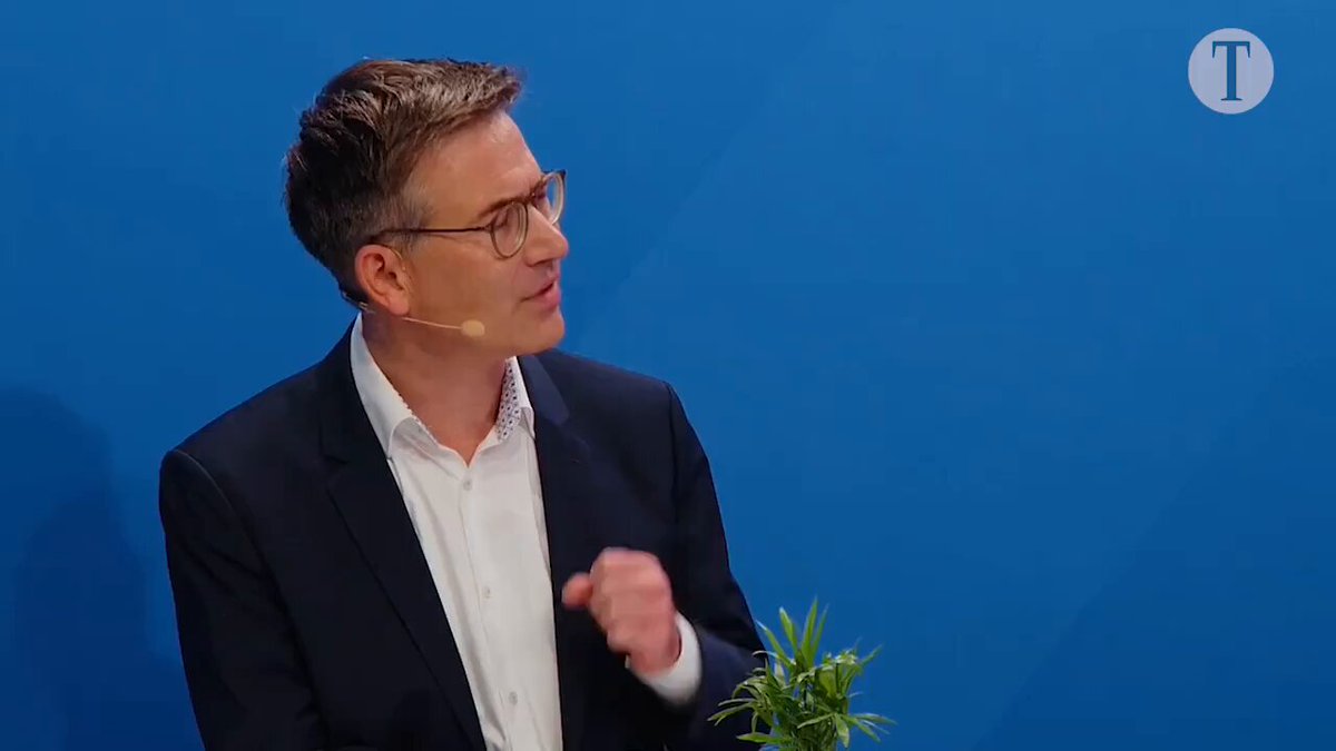 „Wir sind doch im Amt, weil wir eine Pflicht haben. Es geht mir so auf den Keks, wenn das gegenüber Taktik und Strategie keine Rolle spielt!“ - Vizekanzler Robert #Habeck on fire 🔥🔥🔥
