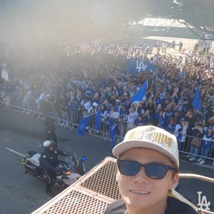 When the Champs became content creators at the parade. 😂