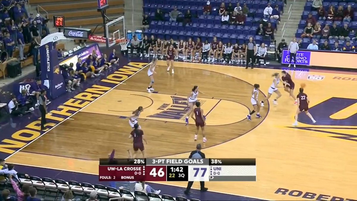 Not a bad way to score your first collegiate points huh Eliana Sheplee ? #EverLoyal #1UNI