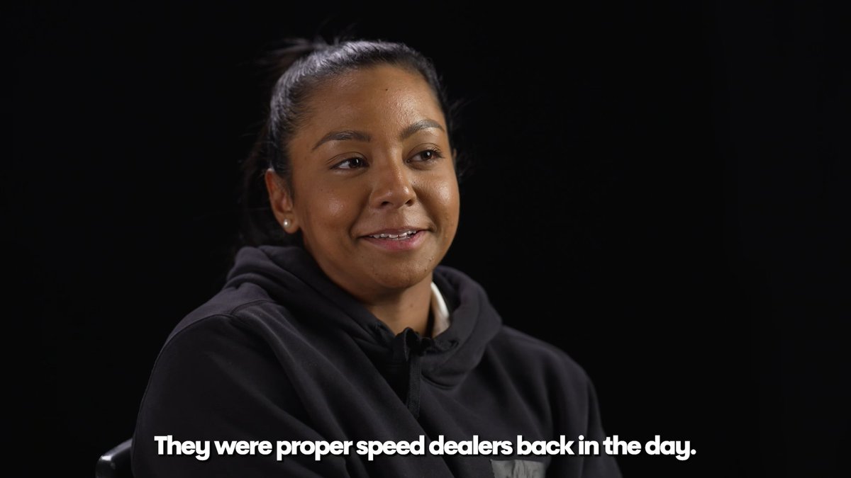 🗣️ "The world is your oyster." - Alana King when talking about ... her shades, 2024 | The Grade Cricketer