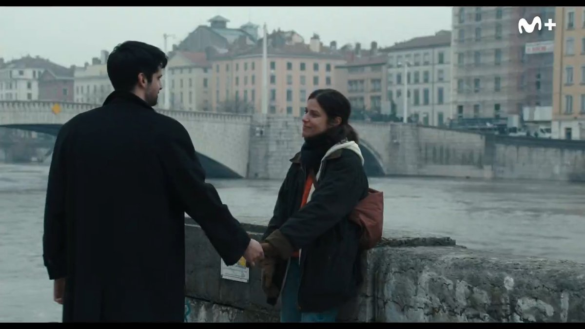 Ella es Ana. Él es Óscar. Y esta su historia de 10 años que gira en torno al mismo momento: la Nochevieja de cada año. 'Los años nuevos', la nueva serie Rodrigo Sorogoyen, llega el 28 de noviembre a Movistar Plus+.