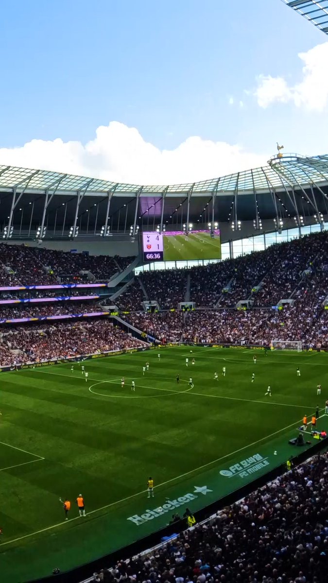 El estadio de Tottenham 🏟️🏴󠁧󠁢󠁥󠁮󠁧󠁿, del modo NFL al modo Premier. Maravilla.