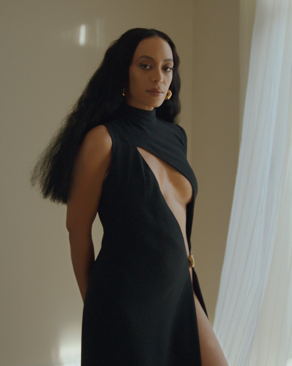 Candid reflections with solange knowles captured ahead of the 13th Annual LACMA Art+Film Gala. #Gucci #GucciLACMA2024 #LACMA #SolangeKnowles