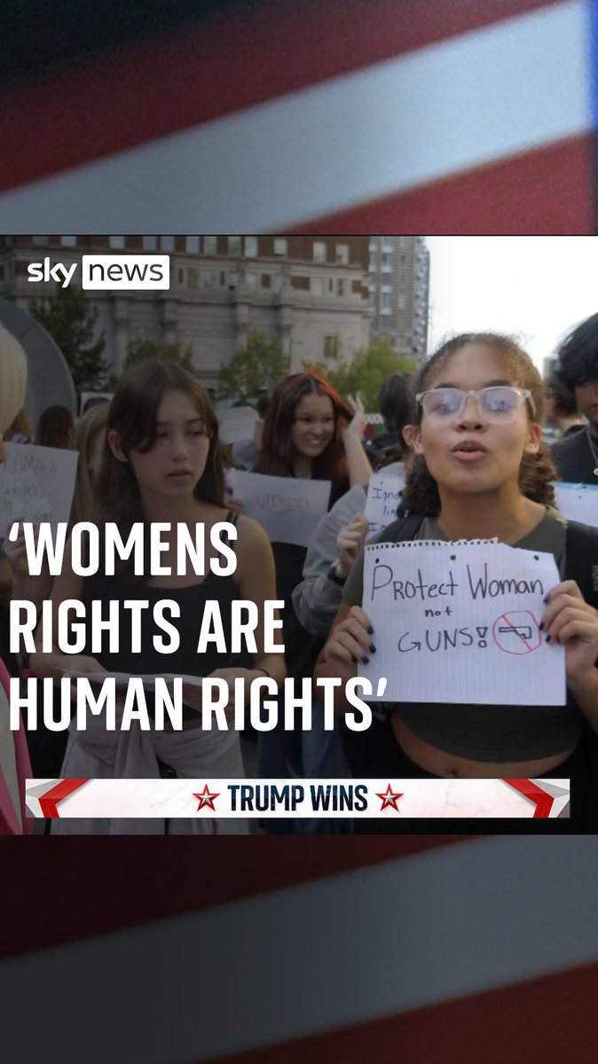 Young people in Philadelphia are protesting about Donald Trump winning the #USelection. They are chanting about women's reproductive rights, trans rights, and gun laws ⬇️
