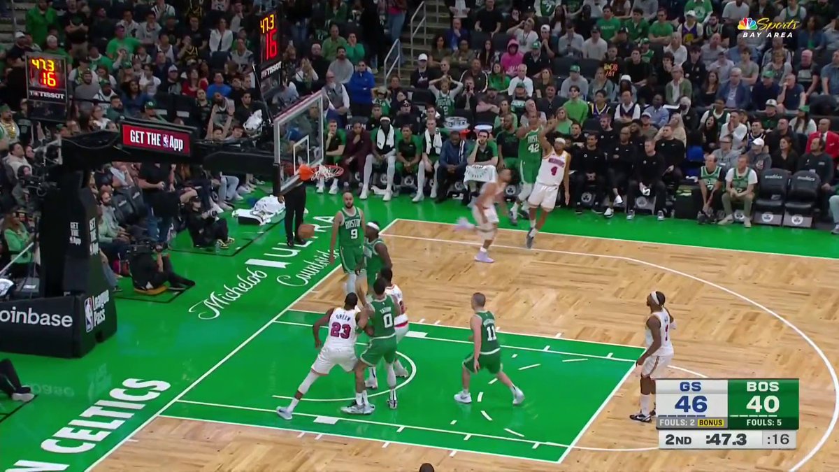 "Steph Curry solo es un tirador".