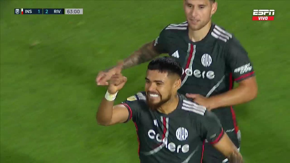 🎥 Cabezazo de Paulo Díaz para que River pase al frente contra Instituto. ¡VAMOS MILLONARIO! 💪