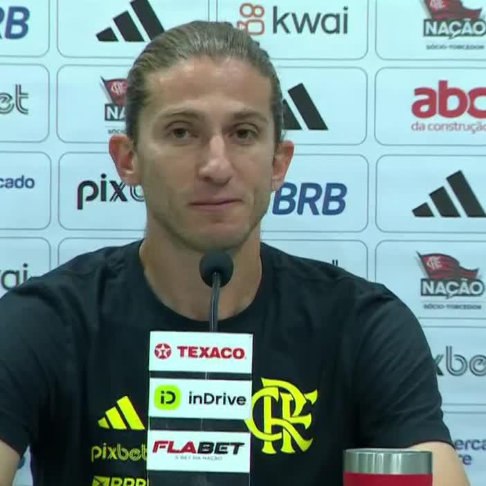 Filipe Luís, sobre Bruno Henrique: "Flamengo sempre tem semanas conturbadas. Falei com Bruno, ele estava muito tranquilo. Ele sabe que é inocente".