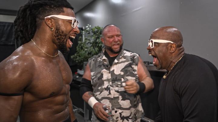 EXCLUSIVE: WWE Hall of Famers Bully Ray and D-von Dudley HOF give Trick Williams a pep talk after his loss to @RidgeWWE. #WWENXT