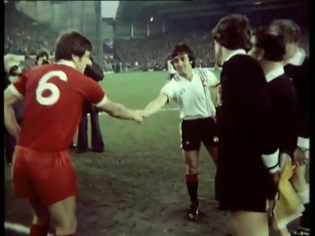 This is great. Footage before Liverpool FC and Manchester United met in 1977. The conversation with the ref between Hughes and Lou Macari is so good. #LFC #MUFC #70s