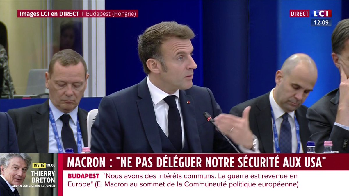 🗣️"Le monde est fait d'herbivores et de carnivores, si on décide de rester des herbivores, les carnivores gagneront" : Emmanuel Macron au Sommet de la Communauté politique européenne.
