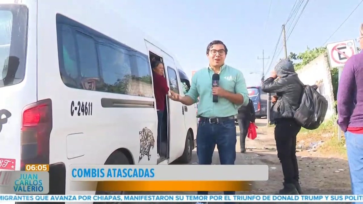 Llegar a Lomas de #Angelópolis es más que un reto para los trabajadores que laboran en esa zona, debido a que existen muchas limitaciones en el transporte público que opera en el lugar. 🚌🚐 Mi compañero Manuel Herrera Badillo nos platica del tema. Imágenes Fernando Bravo.