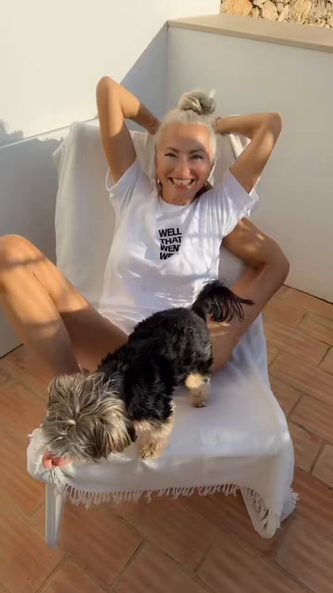 Chillin with my boy 🐶☀️❤️ #flexytulla #happyyogi #yorkie #yorkieboy