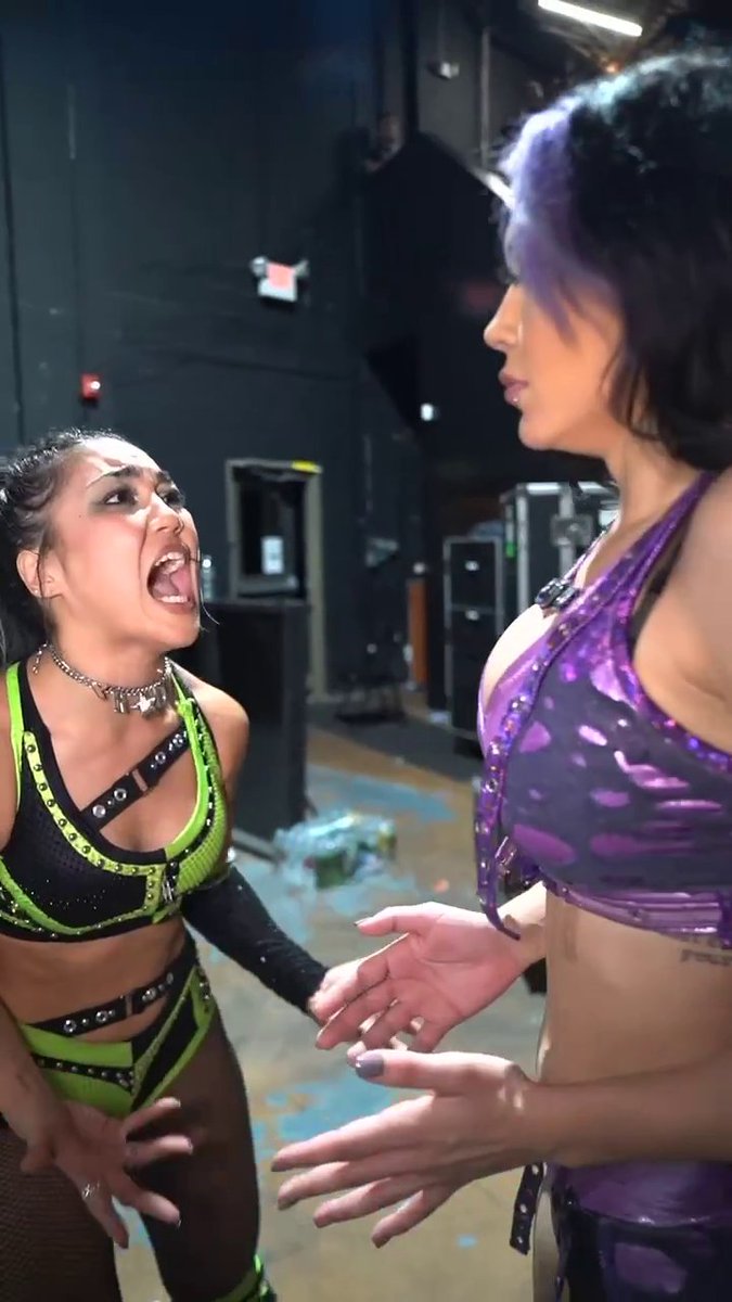 Roxanne Perez recreates Shawn Michaels’ iconic “I just kicked Stan” segment.