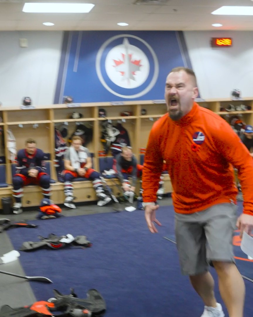 Congratulations to our massage therapist Allen "Pritchy" Pritchard, who is working his 1000th pro hockey game tonight! Watch this video and you’ll understand exactly why the players love him 🗣️