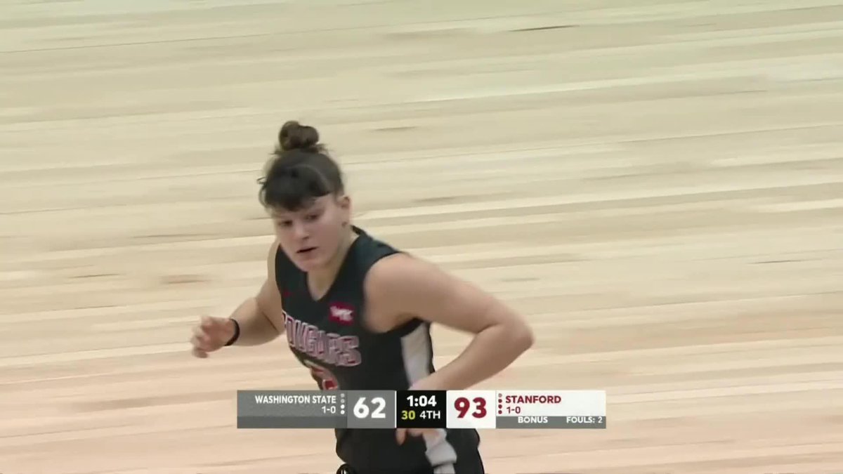 Marta Alsina with the steal and score! #GoCougs #AgainstTheGrain