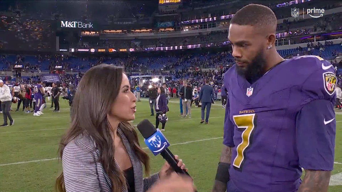 Rashod Bateman with a smile on Lamar Jackson😏 “Not too quarterbacky, you know what I’m saying? Lamar is Lamar”