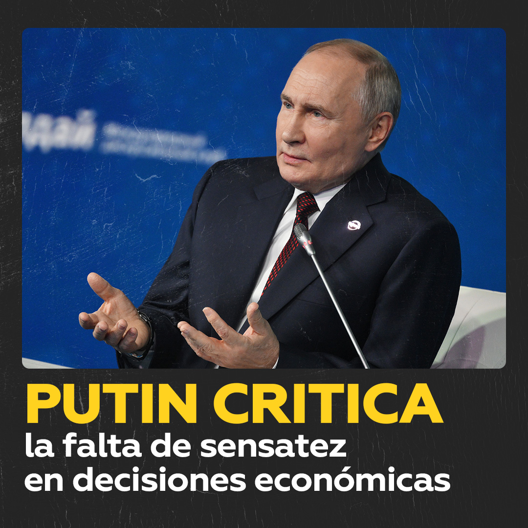 🇷🇺 "Cerebros": Vladímir Putin responde qué falta en Europa El presidente ruso afirmó que a Europa a menudo “les faltan cerebros” para tomar decisiones sensatas, especialmente en cuestiones económicas. 🎥 Más videos en Rumble 👉