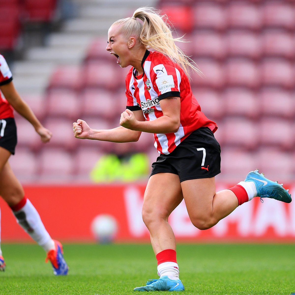 St Mary's Sunday = Moments like this 😮💨 Back Southampton FC Women in their last #BarclaysWC home game of 2024 this weekend ❤️🤍