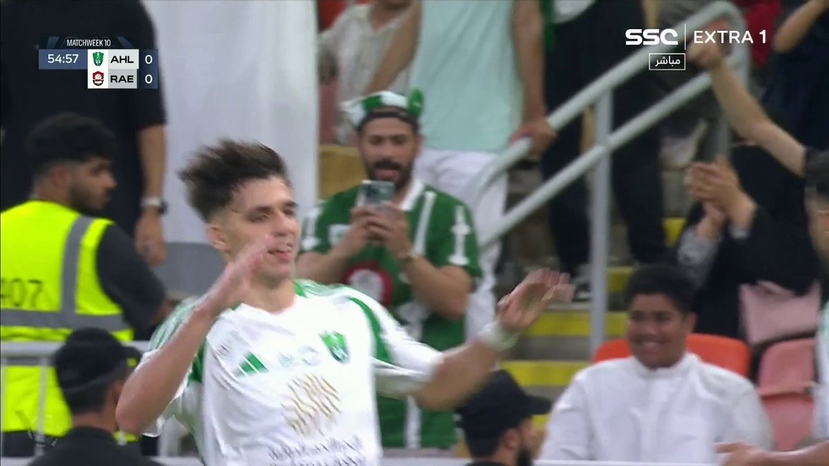 مبروك للمدرج الذي يستحق الكثير 💚 #الأهلي