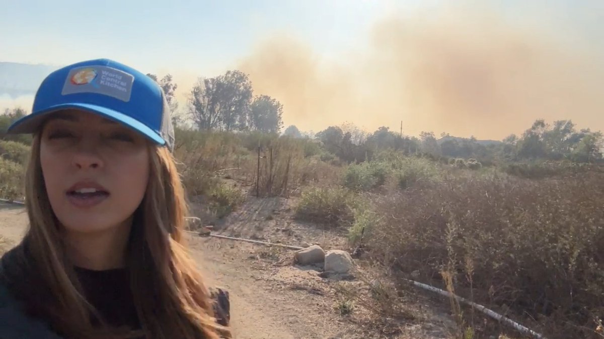 Trish and team are on the ground in Camarillo, just south of the Mountain Fire in Ventura County, working to find families in need of food and water as evacuations continue. At the Fairgrounds, now a shelter for large animals, we're providing sandwiches for the evacuees and fresh fruit for the horses being temporarily boarded while firefighters battle the blaze. We're relieved to report that there's zero wind today, so firefighters have expressed confidence in quickly getting things under control! #ChefsForCalifornia